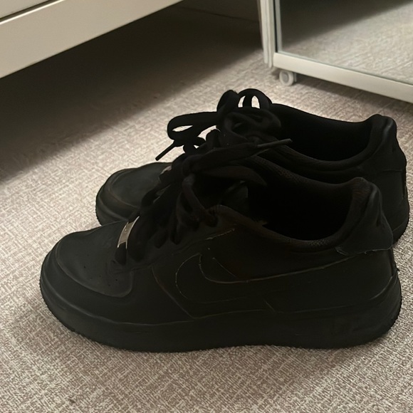 Air Force 1 black - Picture 1 of 2